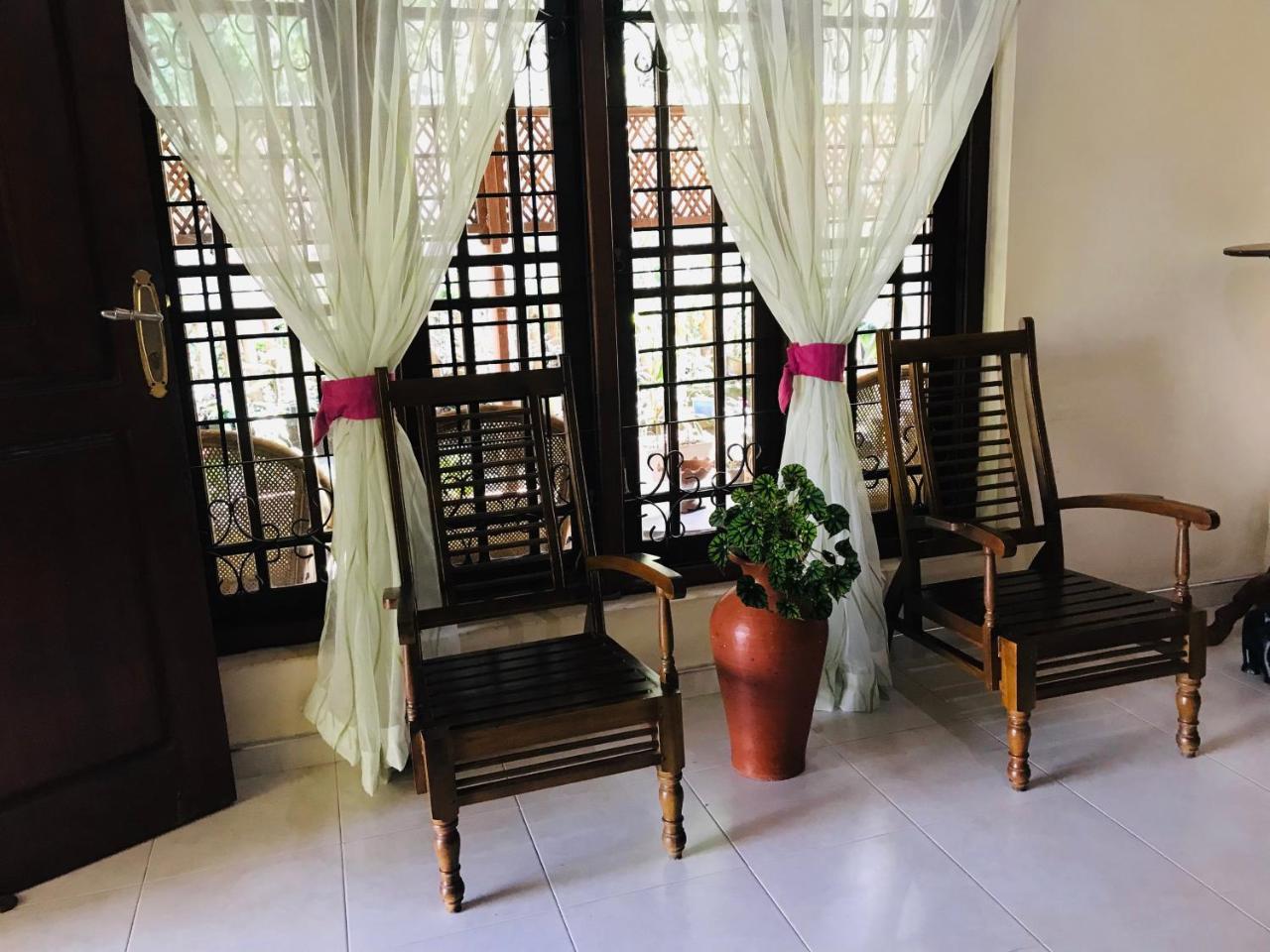 Unique Villa Kandy Exterior photo